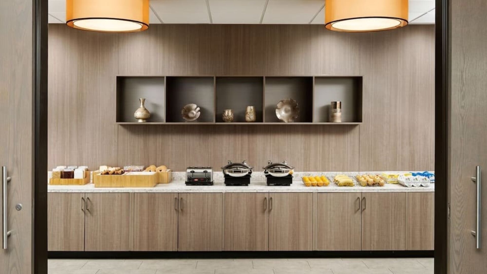 Breakfast available at SpringHill Suites By Marriott Milpitas.