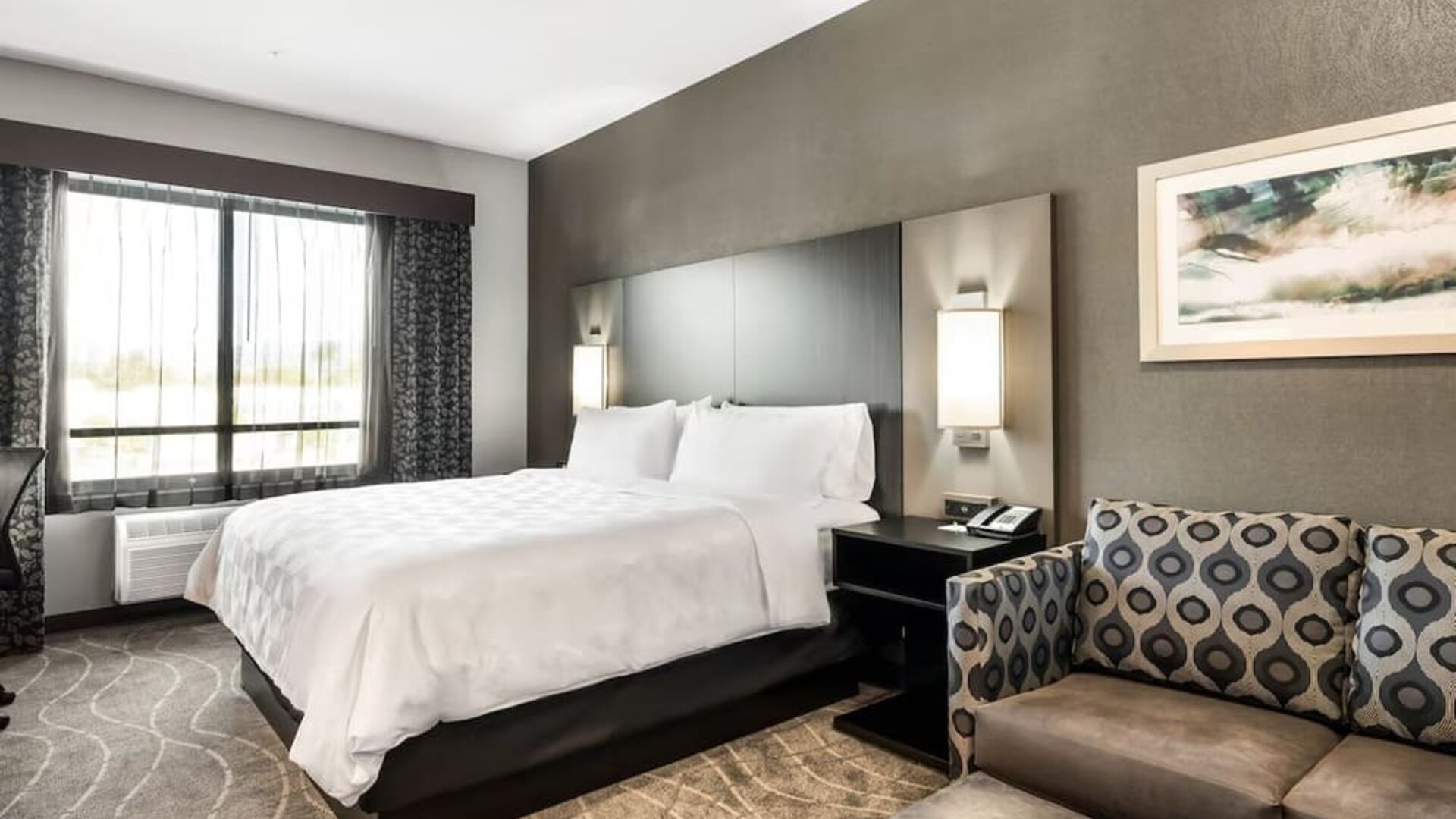 Day use room at Holiday Inn Hotel & Suites Silicon Valley - Milpitas.