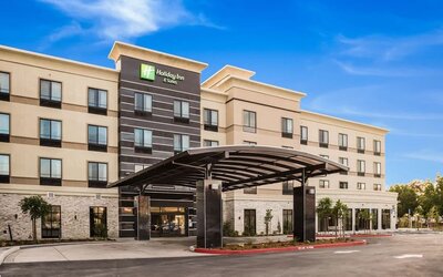 Hotel exterior at Holiday Inn Hotel & Suites Silicon Valley - Milpitas.
