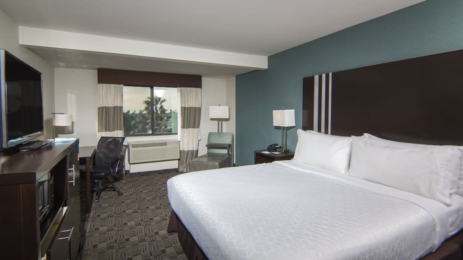 Day use room at Holiday Inn Express Hotel & Suites Carlsbad Beach.