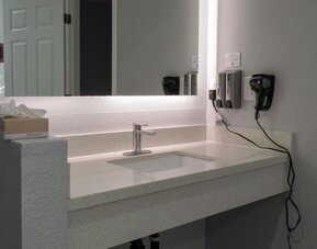 Day use room at Capri Suites Anaheim.