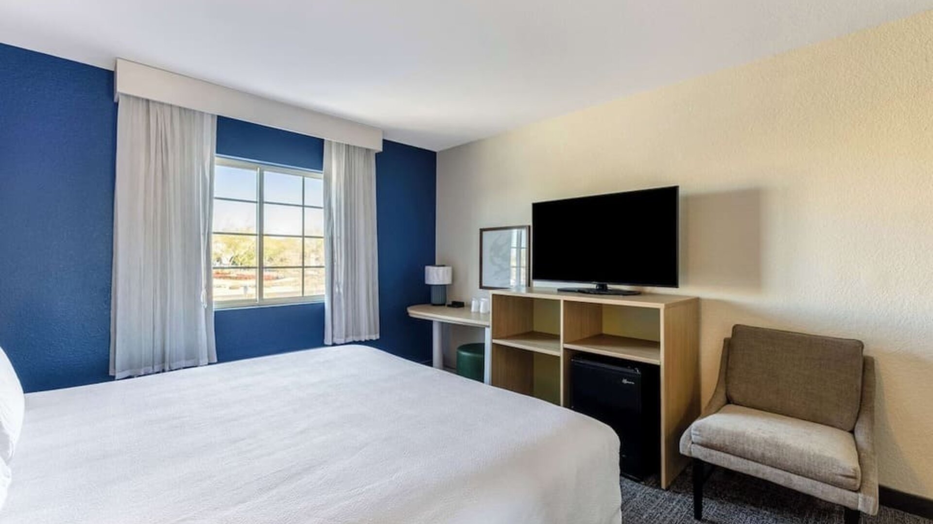 Day use room at Spark By Hilton Glendale Phoenix North.