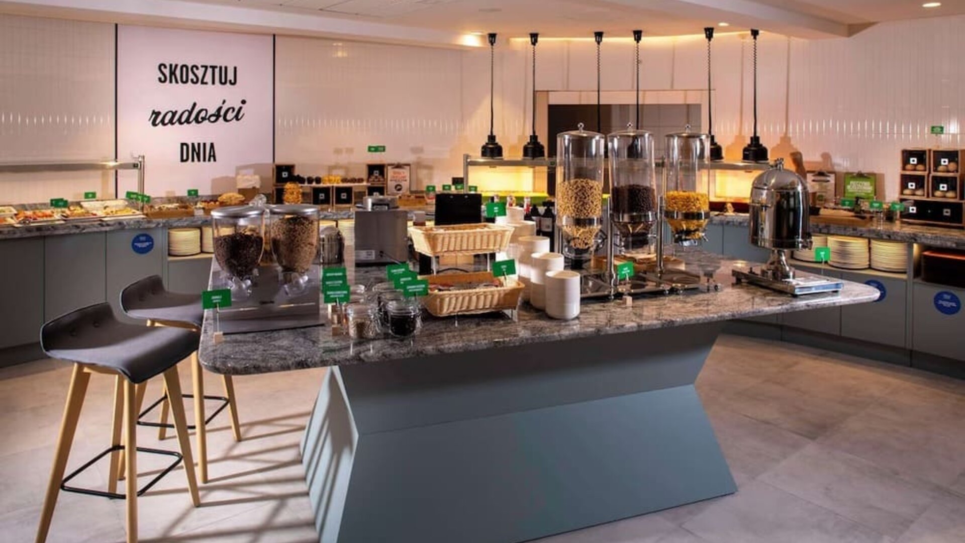 Dining room at Hampton By Hilton Bialystok.