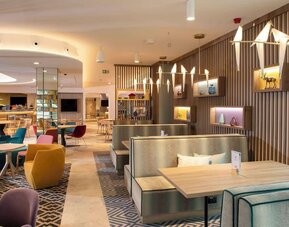 Dining room at Hampton By Hilton Bialystok.