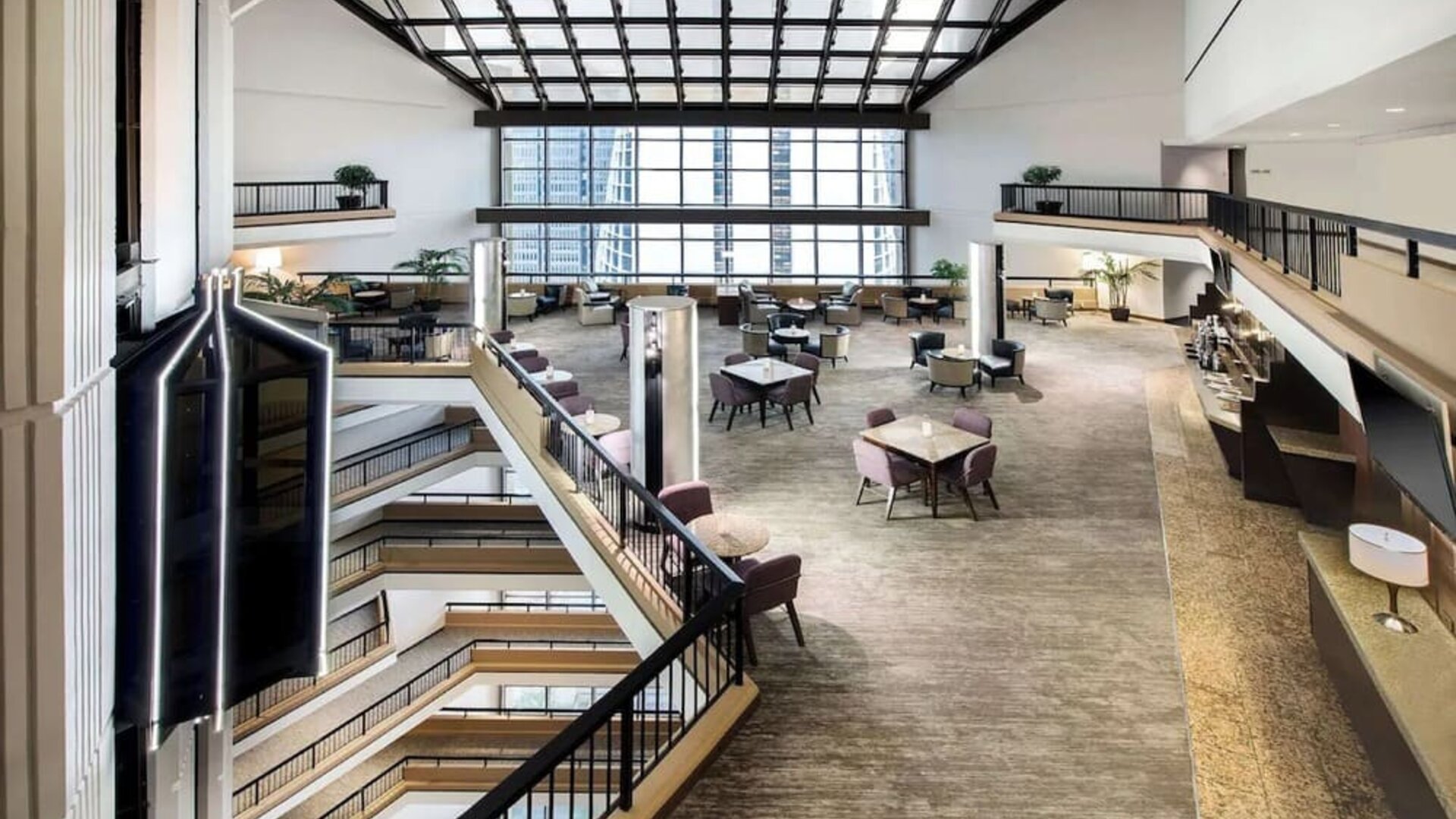 Common area perfect for coworking at Hilton Atlanta.