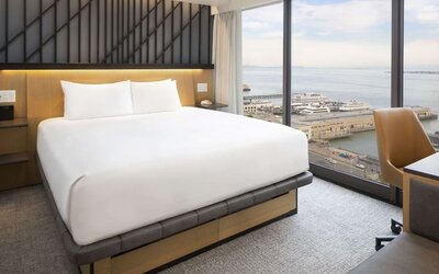 Hotel room with view over the water at Hyatt Regency San Francisco.