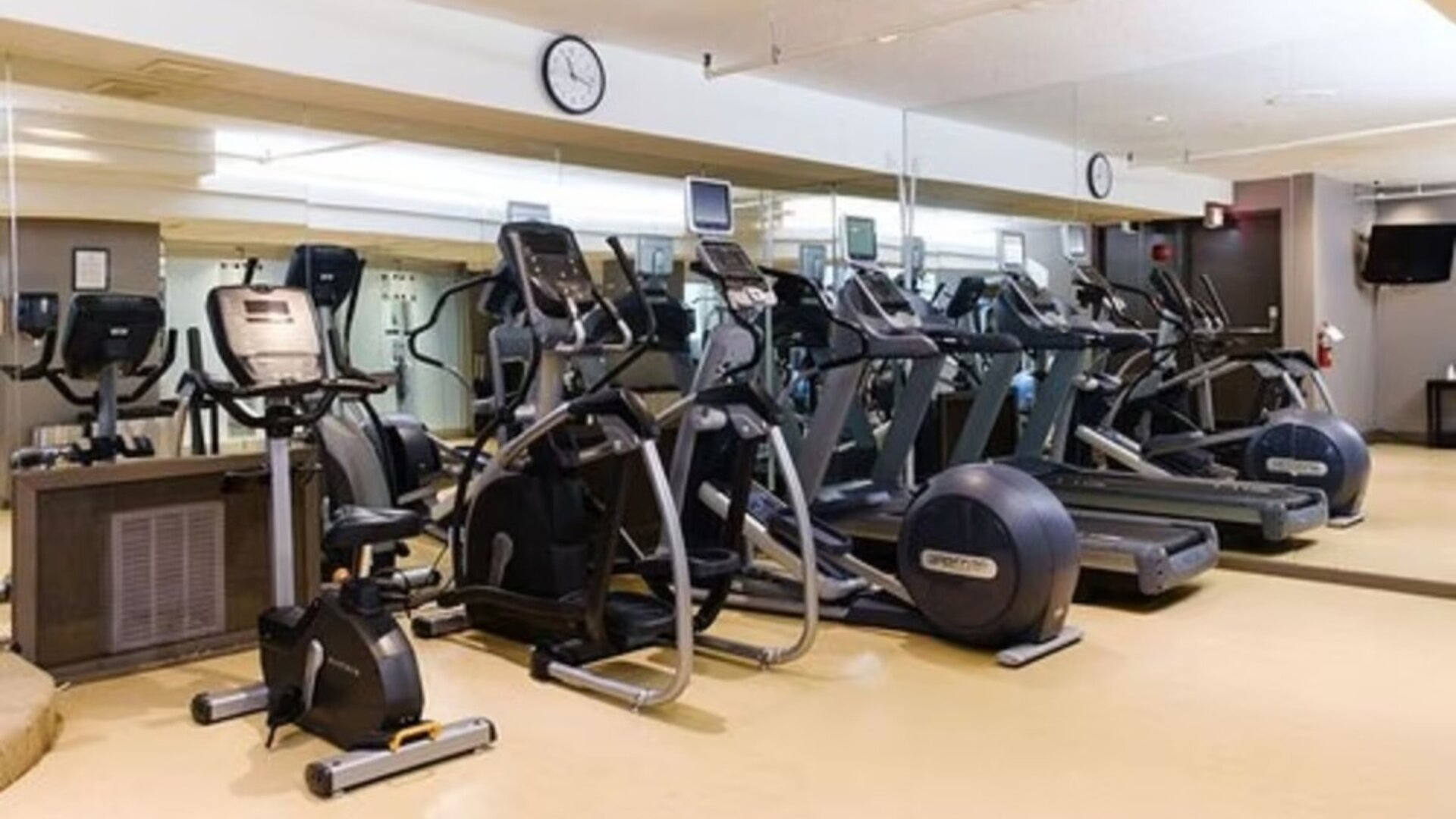 Fitness facility available at Arc The Hotel Ottawa.