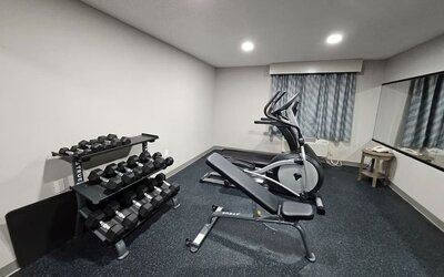 Gym at Baymont By Wyndham Davenport.