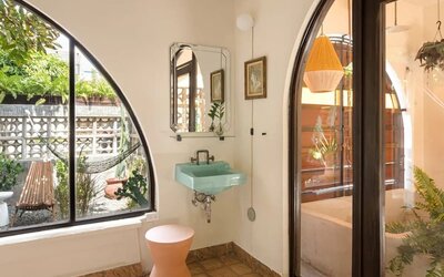 Beautiful guest bathroom at DREAMCATCHER By DW.