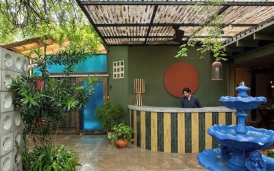 Reception desk at DREAMCATCHER By DW.