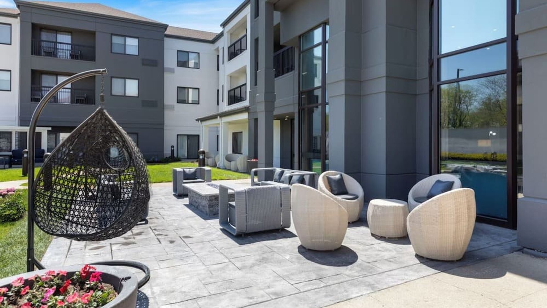 Garden and terrace seating at Best Western Plus Elgin - Chicago.