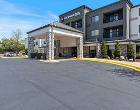 Parking available at Best Western Plus Elgin - Chicago.