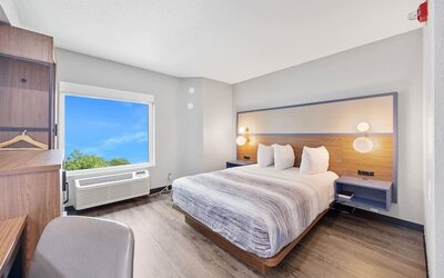 Day use room at AmericInn By Wyndham Urbana.