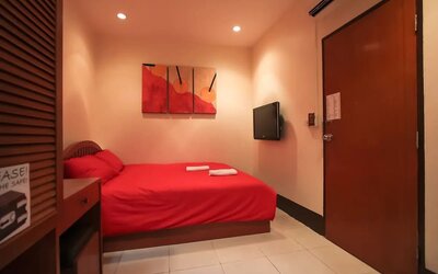 Day use room at Walking Street Guest House.