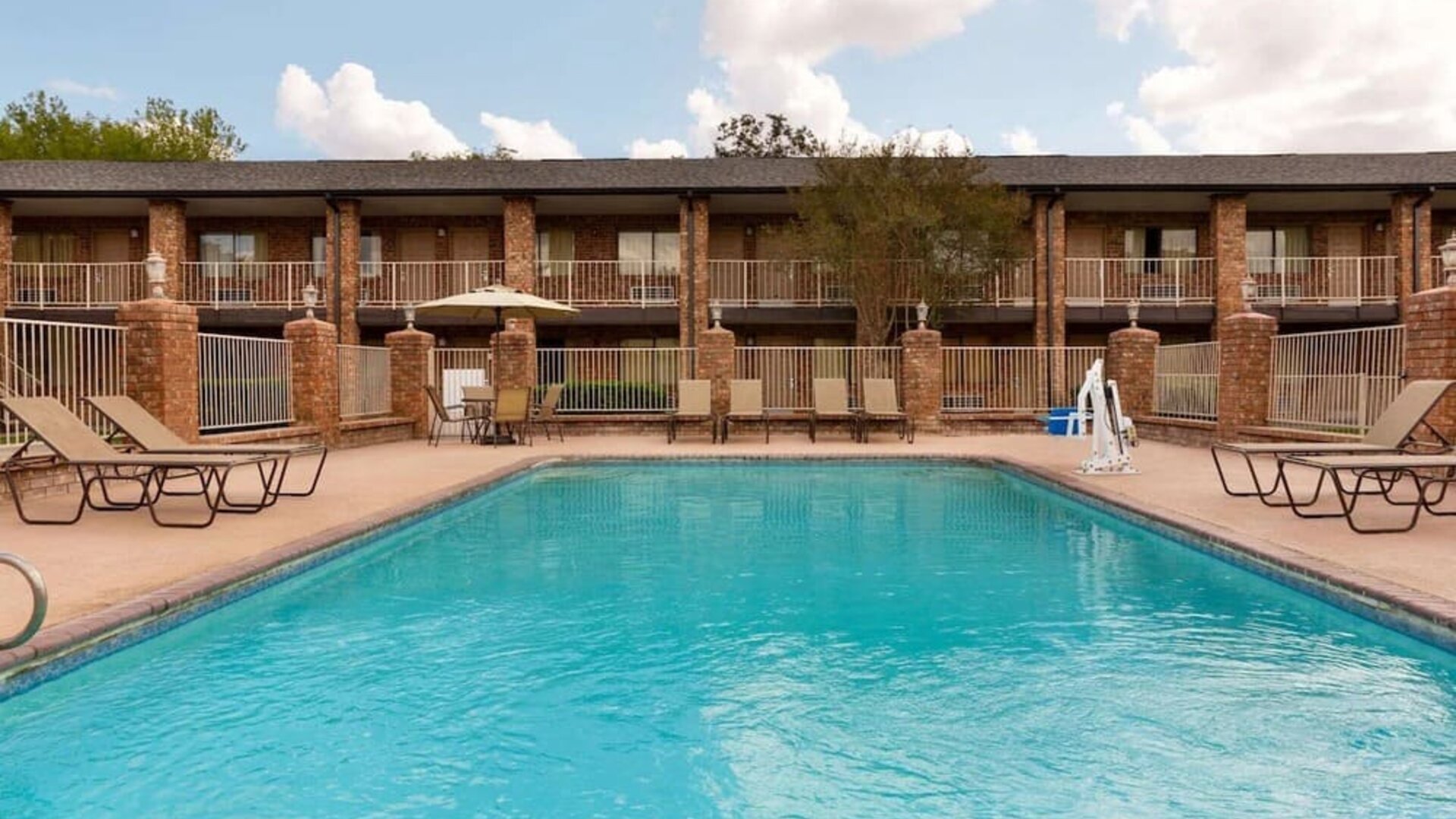 Outdoor pool at Super 8 By Wyndham Universal City.