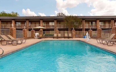 Outdoor pool at Super 8 By Wyndham Universal City.