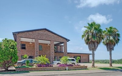 Parking available at Super 8 By Wyndham Universal City.