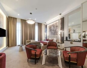 Seating area at Dover Marina Hotel & Spa, Tapestry Collection By Hilton.