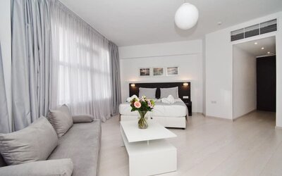 Day use room at Boss Boutique Athens.