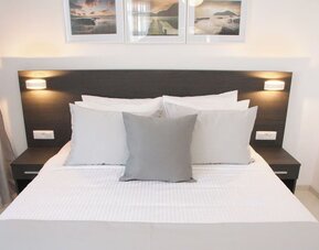 Day use room at Boss Boutique Athens.