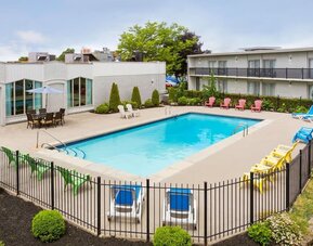 Outdoor pool at Days Inn By Wyndham London.