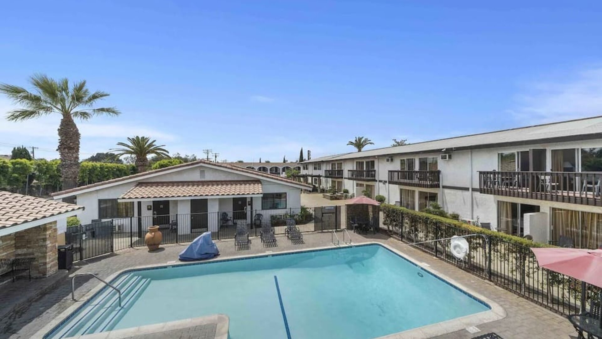 Outdoor pool at Lemon Tree Hotel & Suites Anaheim.