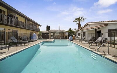 Outdoor pool at Lemon Tree Hotel & Suites Anaheim.