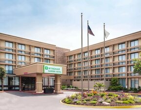 Hotel exterior at Wyndham Garden Schaumburg Chicago Northwest.