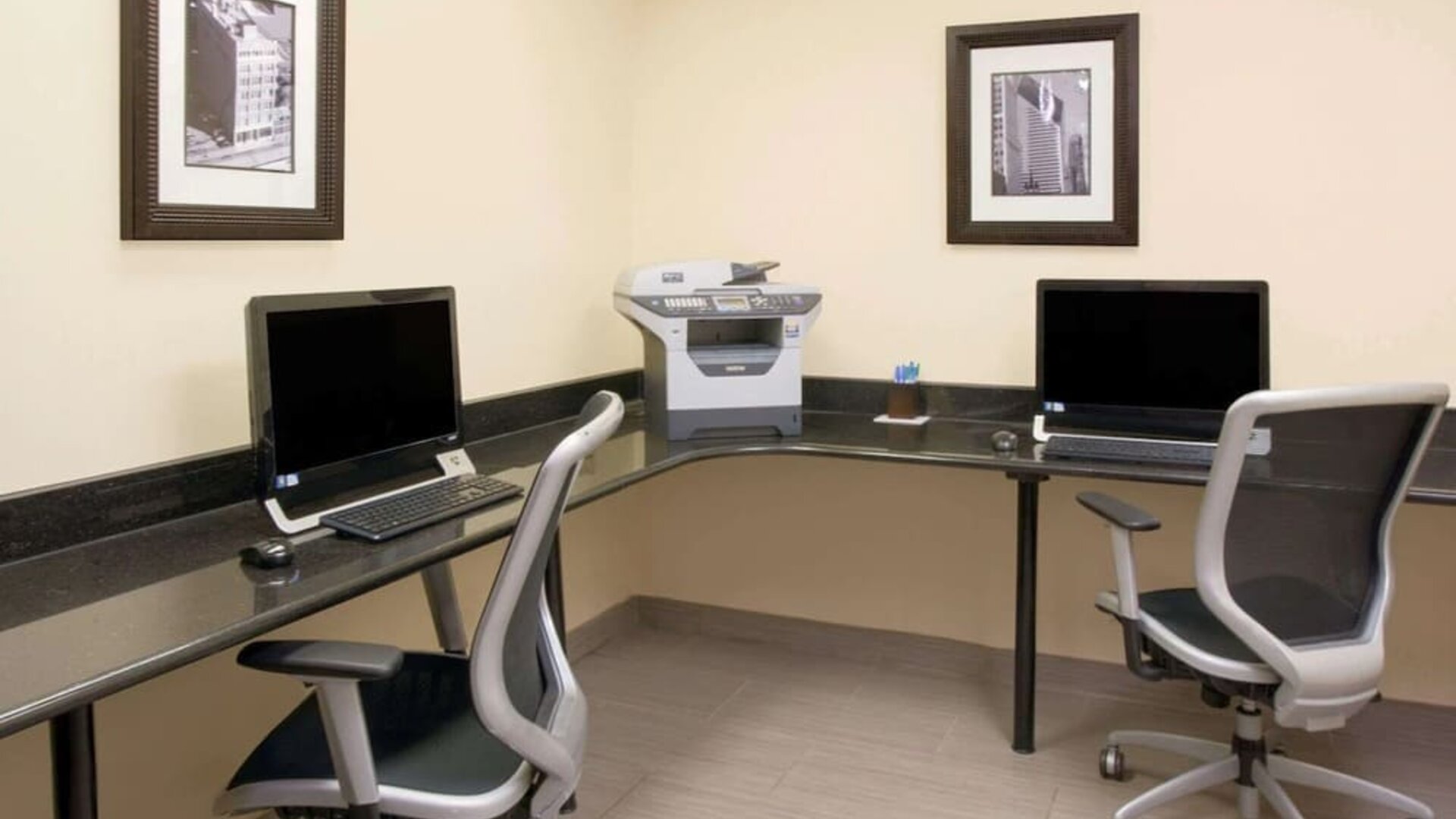 Business center at Wyndham Garden Schaumburg Chicago Northwest.