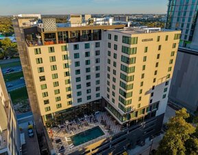 Cambria Hotel Austin Downtown