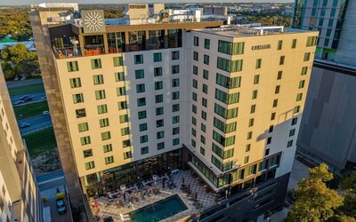 Cambria Hotel Austin Downtown