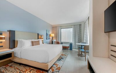 Cambria Hotel Austin Downtown