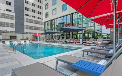 Cambria Hotel Austin Downtown