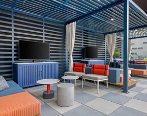 Cambria Hotel Austin Downtown