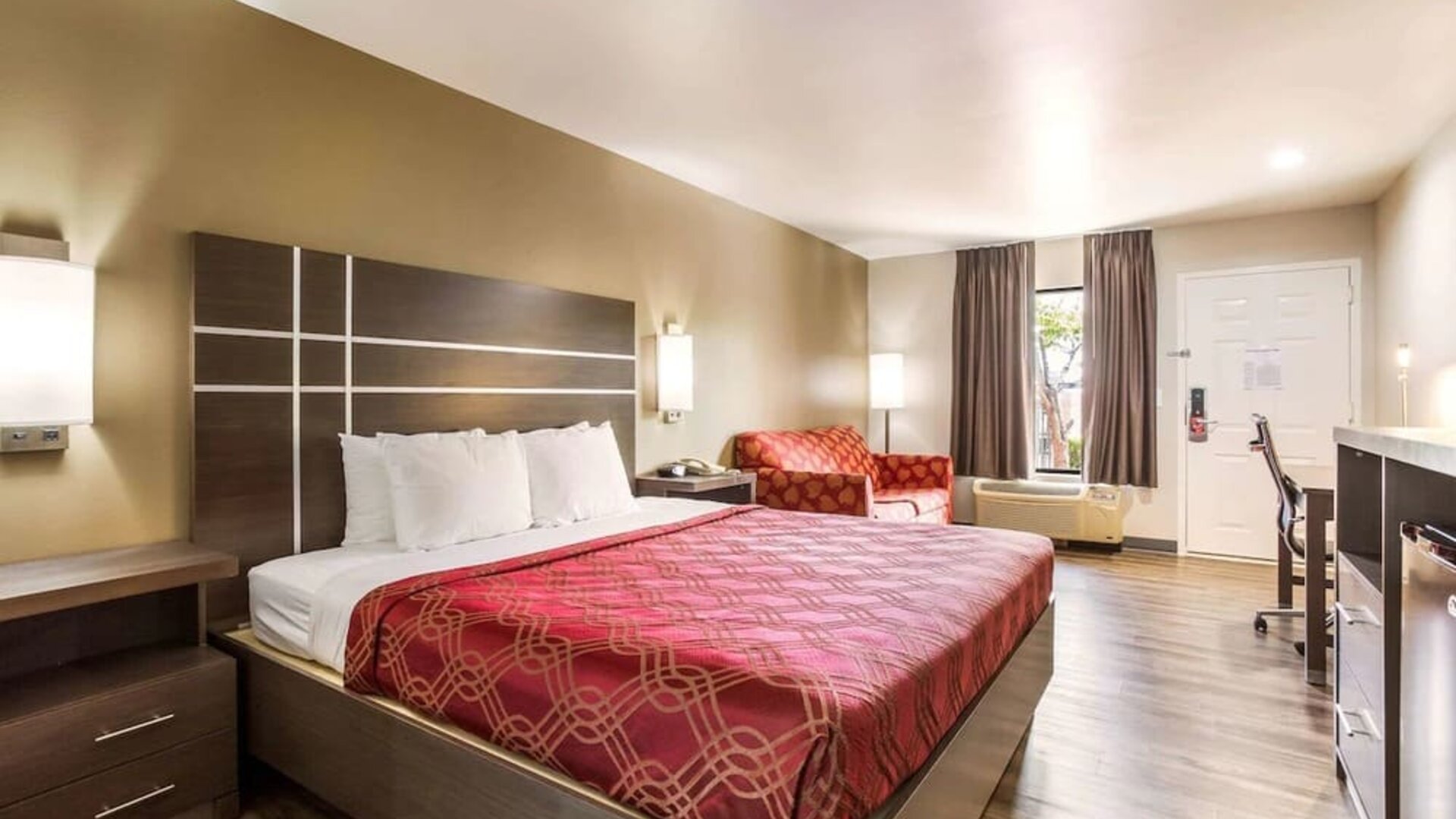 Day use room at Econo Lodge Inn & Suites Murfreesboro Shopping District.