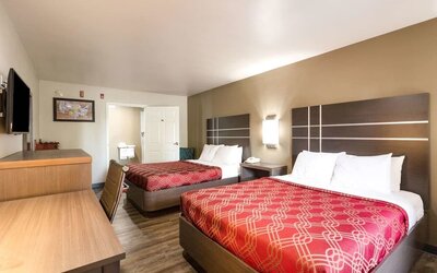 Day use room at Econo Lodge Inn & Suites Murfreesboro Shopping District.