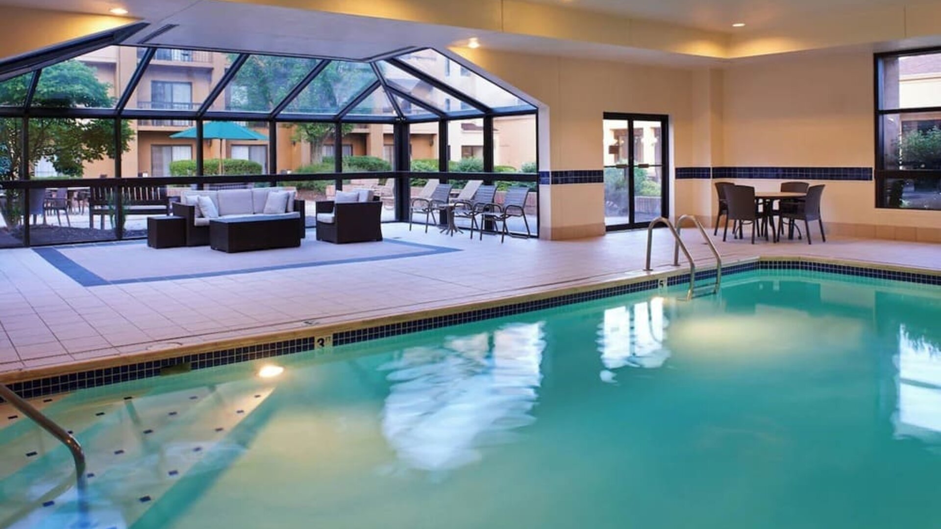 Indoor pool at Courtyard By Marriott Columbus Worthington.