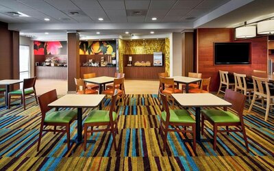 Restaurant at Fairfield Inn & Suites By Marriott Alexandria.