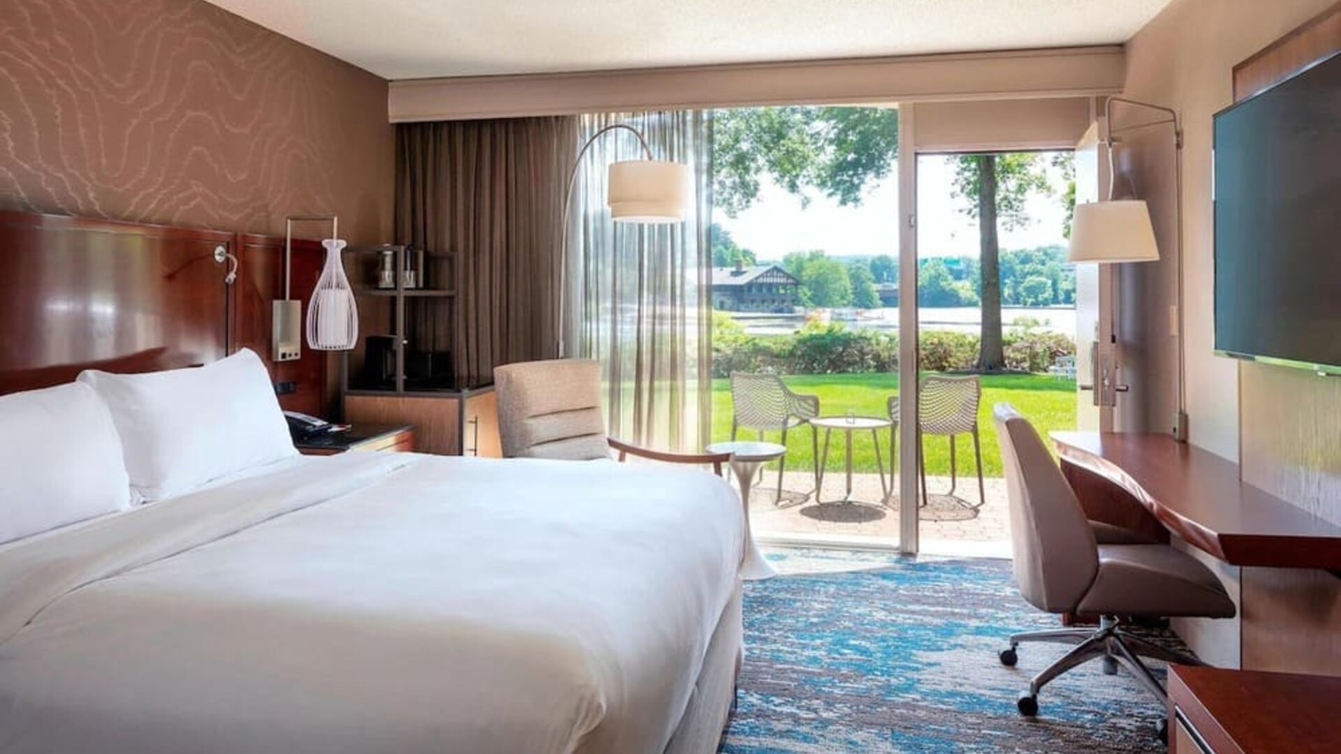 Day use room with natural light at Boston Marriott Newton.