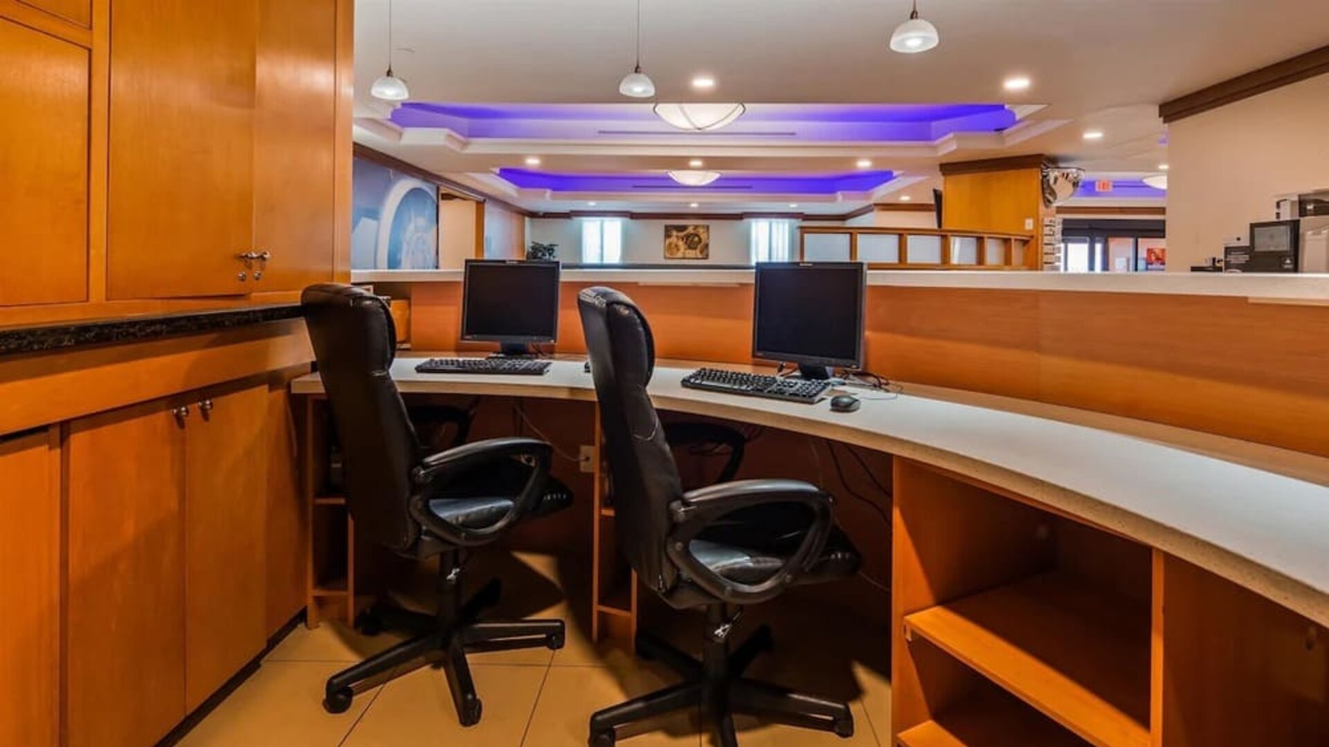 Business center at Best Western Premier Toronto Airport Carlingview.