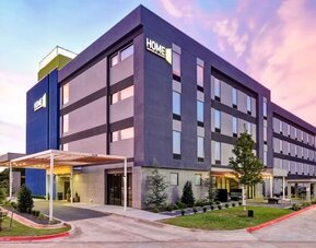 Hotel exterior at Home2 Suites By Hilton El Reno.