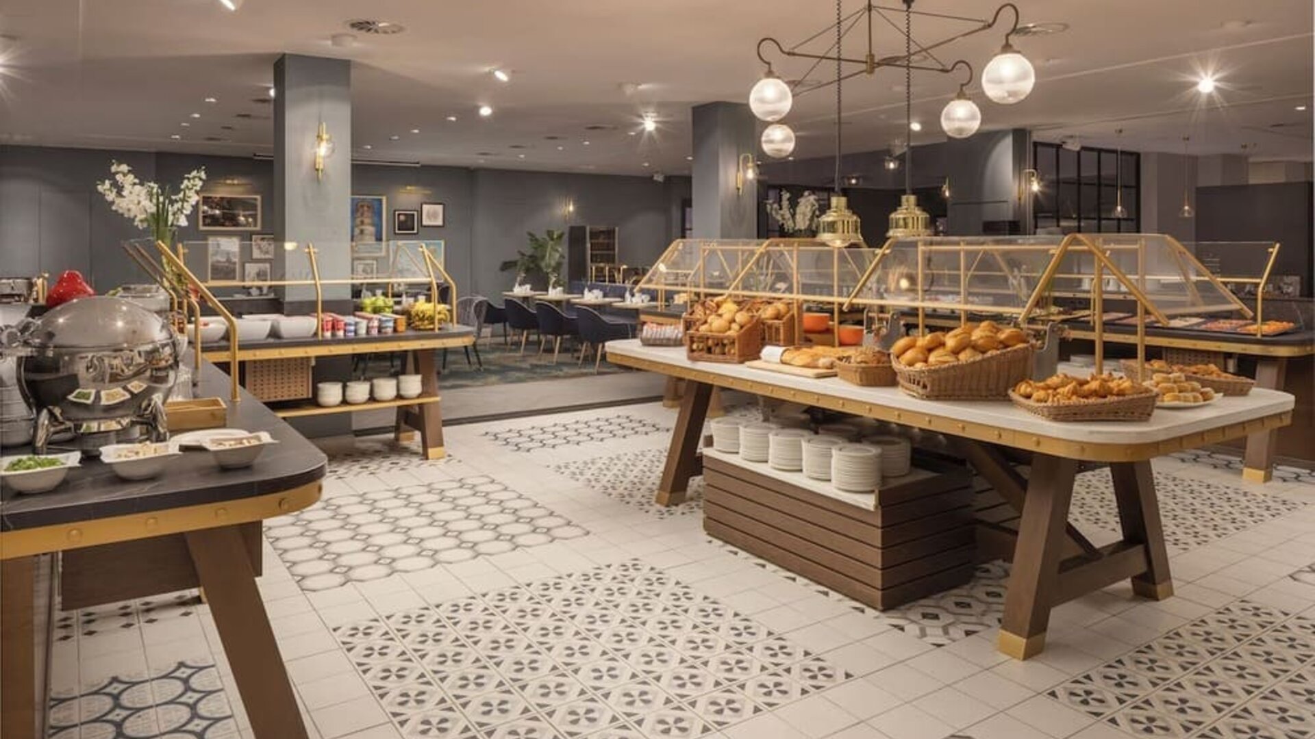 Breakfast available at Hilton Dusseldorf.