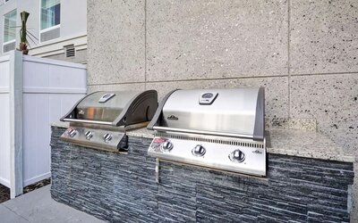 Barbeque grill at Homewood Suites By Hilton Orlando Theme Parks.