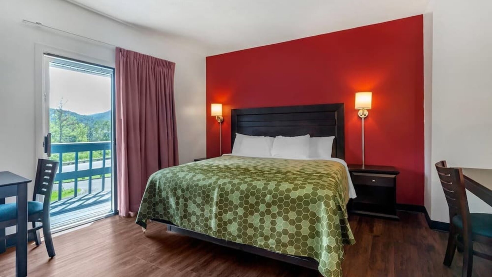 Day use room at Econo Lodge Lee - Great Barrington.