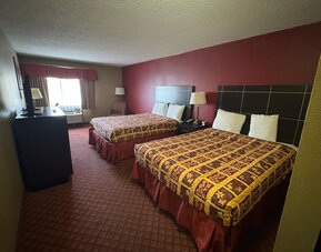 Day use room at Coratel Inn & Suites By Jasper Santa Fe OKC.