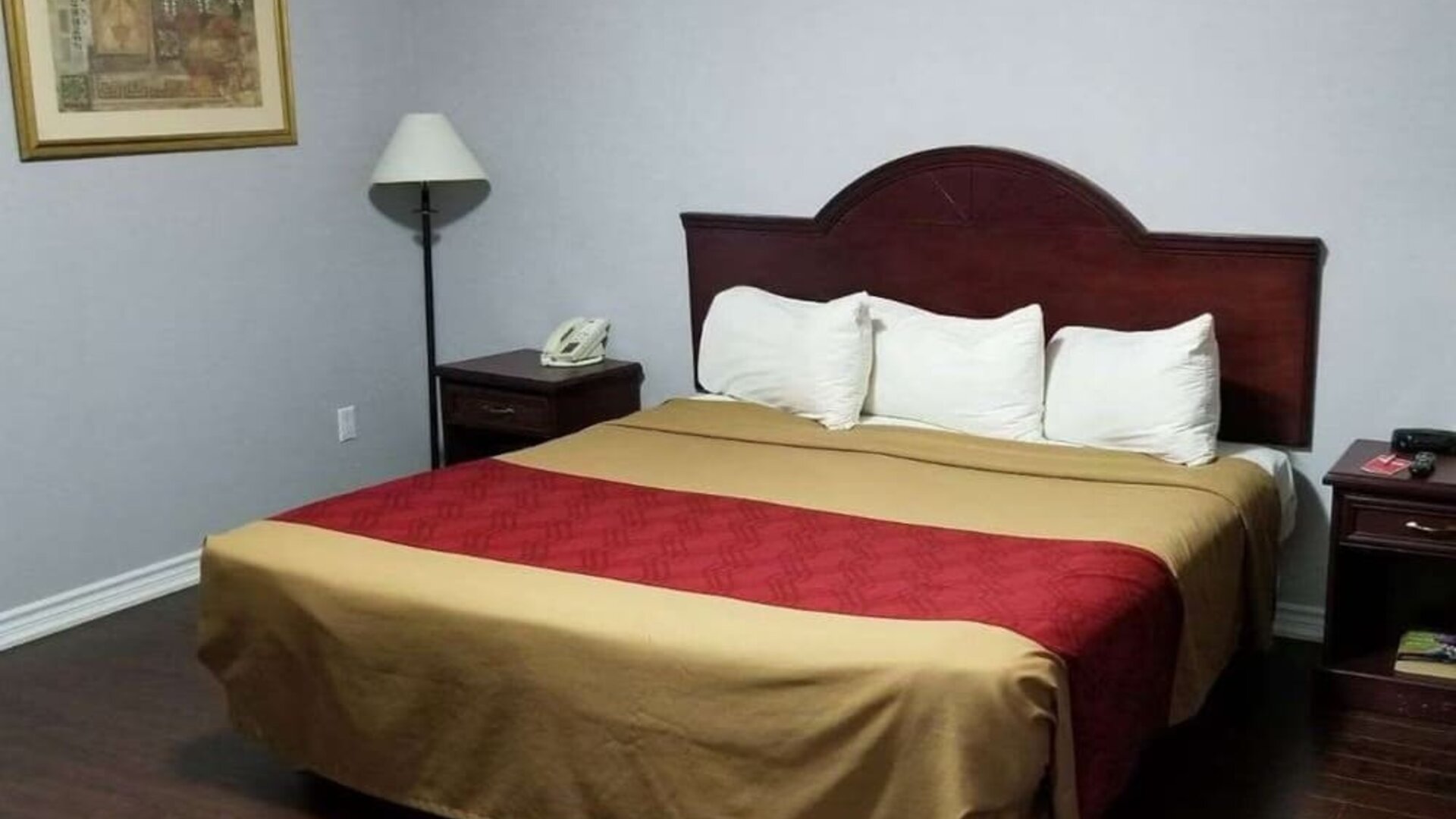 Day use room at Baymont By Wyndham Montreal Airport.