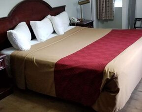 Day use room at Baymont By Wyndham Montreal Airport.