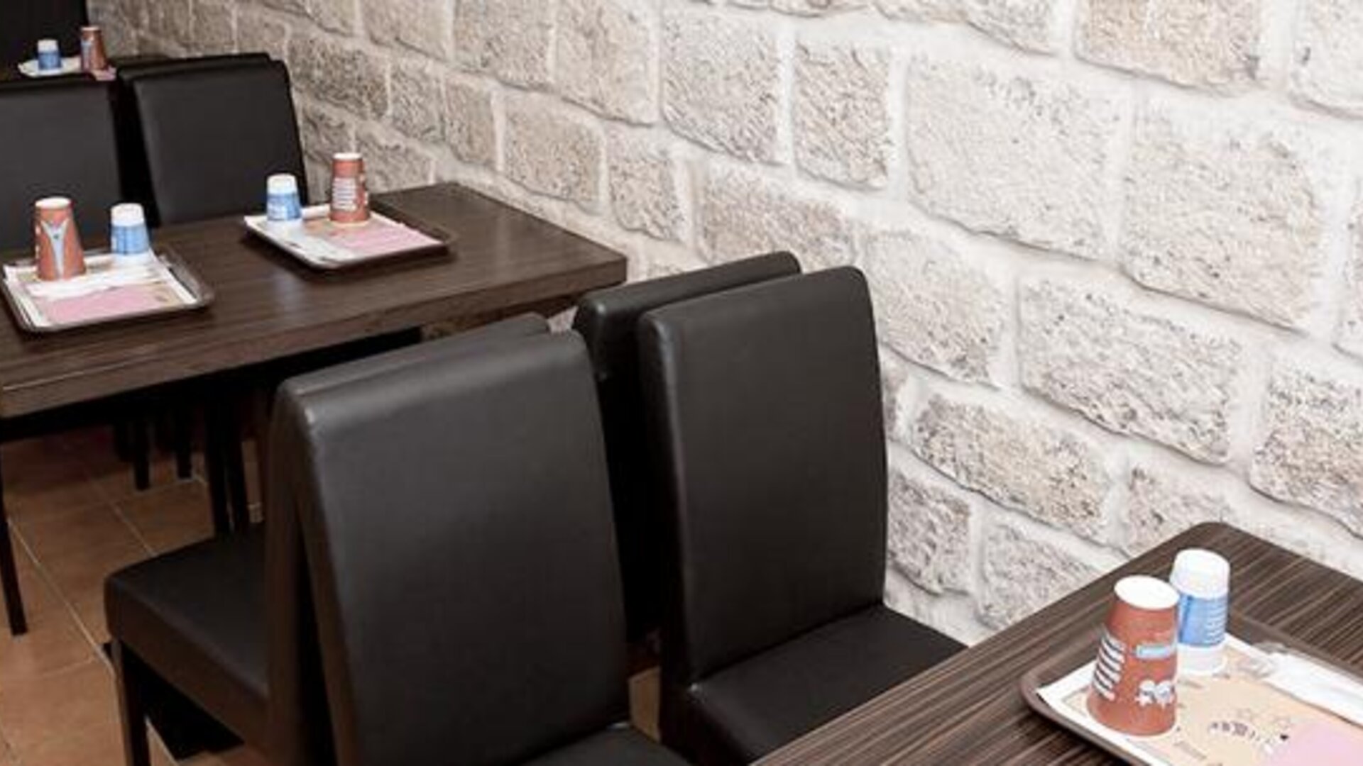 Hôtel Paris Père-Lachaise République