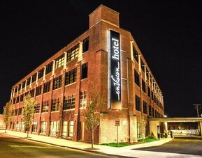 Hotel exterior at Envision Hotel Boston-Everett.