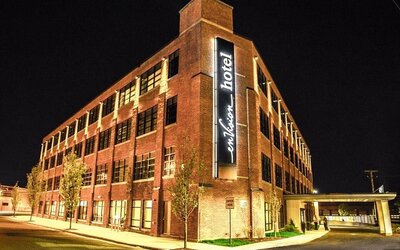 Hotel exterior at Envision Hotel Boston-Everett.